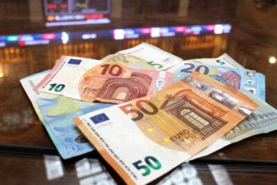 las mejores opciones sobre que hacer con el dinero ahorrado