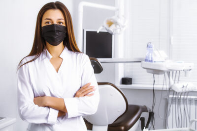 requisitos para montar tu propia clinica