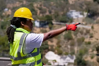 conoce el salario promedio para albaniles en espana y descubre las variaciones geograficas